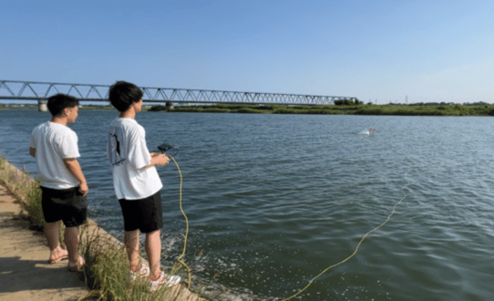 Riverbed monitoring using an underwater drone