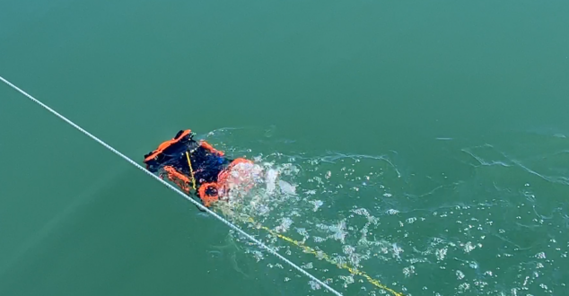 Underwater drone